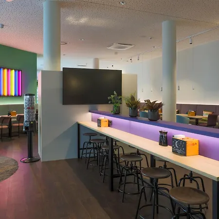 The Niu Wave - Aparthotel